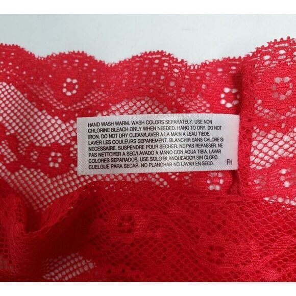 B. tempt'd by Wacoal Red Mesh Lace Floral Sexy Feminine Thong - Picture 9 of 12